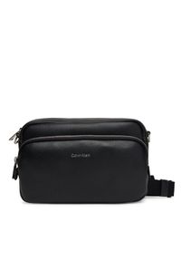 Saszetka Calvin Klein. Kolor: czarny