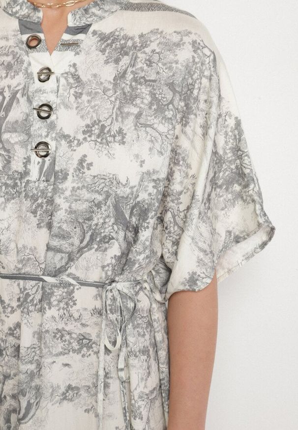 Born2be - Szara Sukienka Typu Oversize z Wiskozą w Abstrakcyjny Wzór Lunalessa. Okazja: na co dzień. Kolor: szary. Materiał: wiskoza. Typ sukienki: oversize. Styl: klasyczny, elegancki, casual