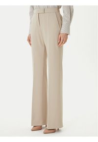 BOSS Spodnie materiałowe Talia4 50551907 Beżowy Relaxed Fit. Kolor: beżowy. Materiał: syntetyk, wiskoza #1