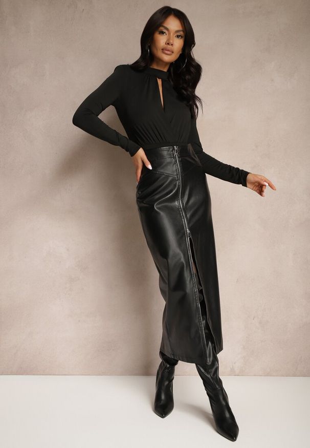 Renee - Czarna Spódnica Ołówkowa High Waist z Ekoskóry z Ozdobnym Suwakiem Seleeti. Okazja: na co dzień, na imprezę. Stan: podwyższony. Kolor: czarny. Materiał: tiul. Styl: wizytowy, casual