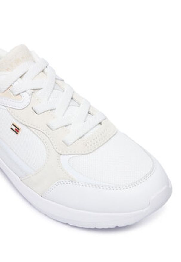TOMMY HILFIGER - Tommy Hilfiger Sneakersy Light Runner FW0FW09409 Biały. Kolor: biały. Materiał: skóra