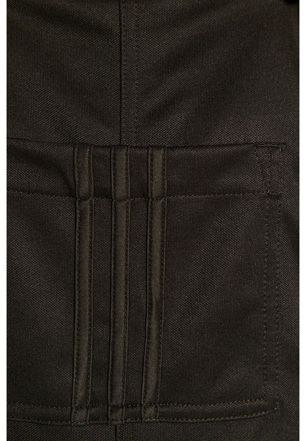 adidas Originals - Ogrodniczki. Okazja: na co dzień. Kolor: czarny. Materiał: poliester. Długość rękawa: na ramiączkach. Styl: casual