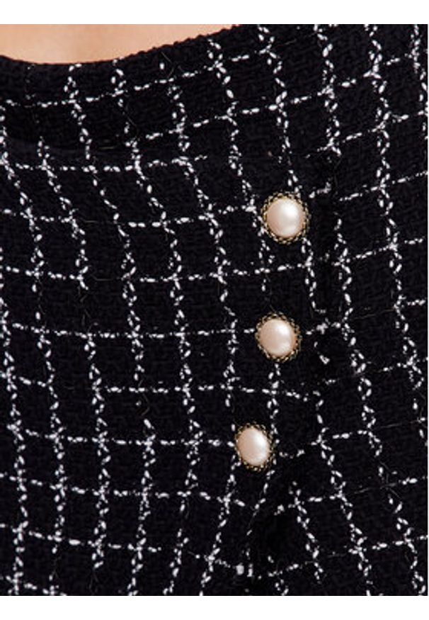 Pinko Szorty materiałowe 100407 A0IO Czarny Regular Fit. Kolor: czarny. Materiał: bawełna
