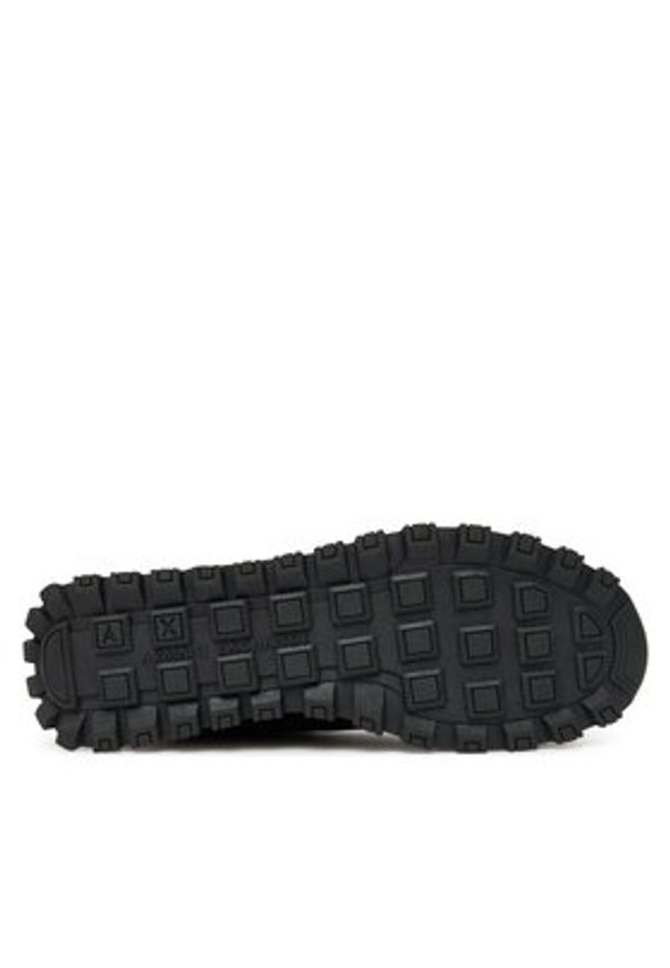Armani Exchange Sneakersy XM001960 AF19388 MC024 Czarny. Kolor: czarny. Materiał: materiał