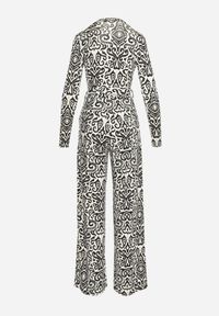 Renee - Czarno-Biały Długi Kombinezon z Ornamentalnym Wzorem i Wiązanym Paskiem Feniti. Kolor: czarny. Długość: długie. Styl: boho #5