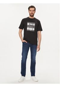 BOSS - Boss T-Shirt TeRetroLeo 50510021 Czarny Regular Fit. Kolor: czarny. Materiał: bawełna. Styl: retro