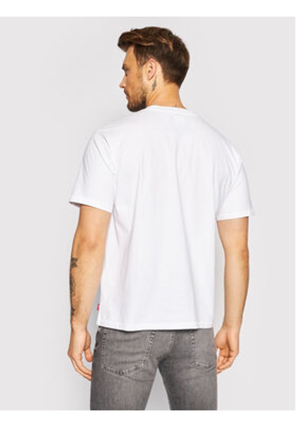 Levi's® T-Shirt Red Tab™ Vintage A0637-0000 Biały Boxy Fit. Kolor: biały. Materiał: bawełna. Styl: vintage