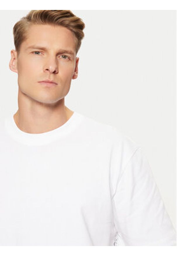 Karl Lagerfeld Jeans T-Shirt A1M17113 Biały Relaxed Fit. Kolor: biały. Materiał: bawełna