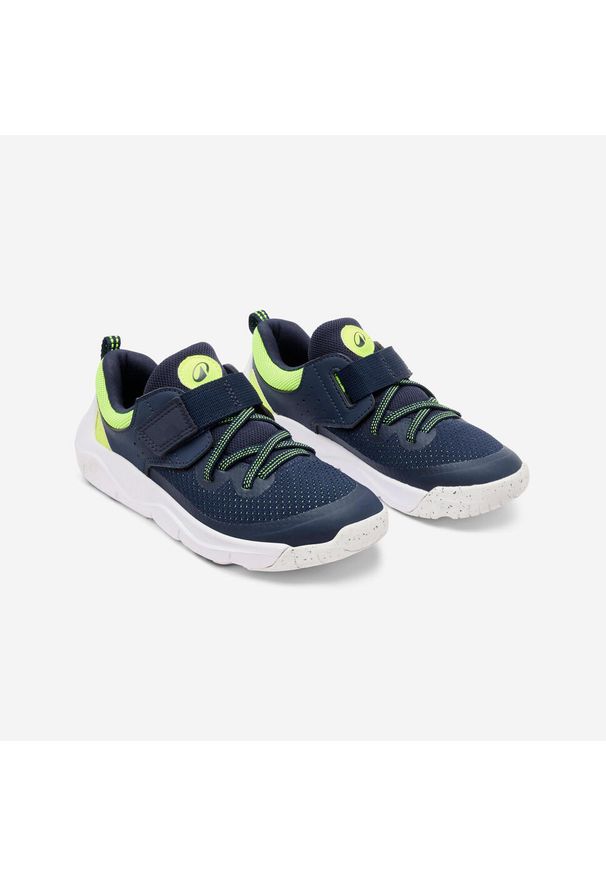 Buty dla dzieci Decathlon Playful Fast Scratch. Kolor: zielony, niebieski, żółty, wielokolorowy. Materiał: tkanina. Szerokość cholewki: normalna