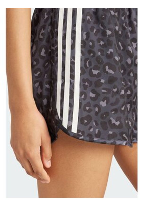 Adidas - adidas Szorty sportowe Satin KA2672 Szary Loose Fit. Kolor: szary. Materiał: syntetyk