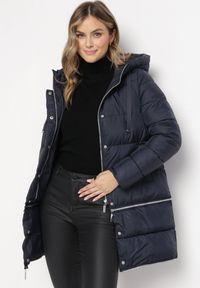 Born2be - Granatowa Pikowana Kurtka Płaszcz z Regulowaną Długością Maakana. Kolor: niebieski. Materiał: jeans, tkanina. Sezon: zima, jesień, wiosna. Styl: klasyczny, elegancki #3