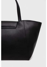 Calvin Klein torebka kolor czarny. Kolor: czarny. Rodzaj torebki: na ramię #3