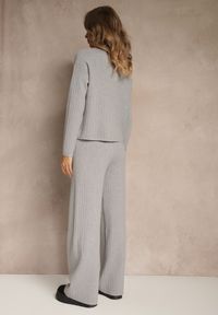 Renee - Szary Komplet z Prążkowanej Dzianiny Spodnie Wide Leg i Sweter ze Stójką Feniria. Kolor: szary. Materiał: dzianina, prążkowany #2