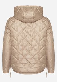 Born2be - Beżowa Pikowana Kurtka z Odpinanym Kapturem Falenea. Okazja: na co dzień. Kolor: beżowy. Materiał: jeans. Styl: casual #6