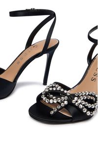 Guess Sandały 178996 Czarny. Kolor: czarny. Materiał: materiał #3