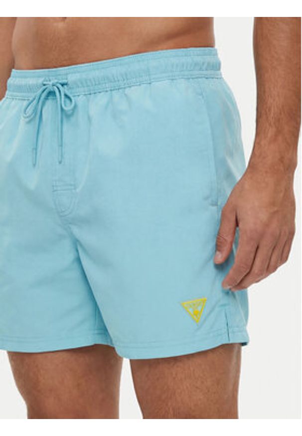 Guess Szorty kąpielowe F6GT25 WG282 Błękitny Regular Fit. Kolor: niebieski. Materiał: syntetyk