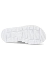 Złote Klapki Wasak Wygodne Obuwie Damskie. Okazja: na spacer, na co dzień. Kolor: złoty. Materiał: skóra. Sezon: lato. Styl: casual, wakacyjny #4