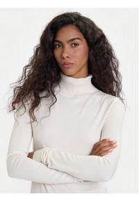 Vero Moda Golf Happiness 10300472 Beżowy Slim Fit. Typ kołnierza: golf. Kolor: beżowy. Materiał: syntetyk, wiskoza #4
