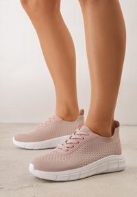 Born2be - Różowe Minimalistyczne Buty Sportowe z Siateczki na Tłoczonej Podeszwie Zanera. Okazja: na co dzień, na spacer. Kolor: różowy. Materiał: jeans. Szerokość cholewki: normalna. Sport: turystyka piesza, fitness, joga i pilates #7