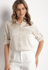 Born2be - Beżowa Koszula o Klasycznym Kroju z Kołnierzykiem Jarinsse. Okazja: na co dzień. Kolor: beżowy. Materiał: jeans. Styl: klasyczny #5
