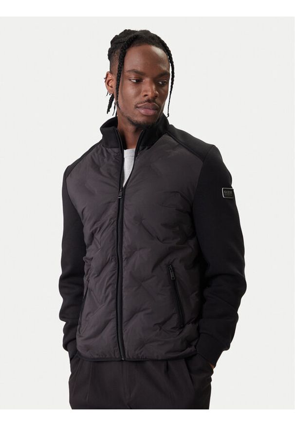 Guess Kurtka przejściowa M6RL10 WJ232 Czarny Regular Fit. Kolor: czarny. Materiał: syntetyk