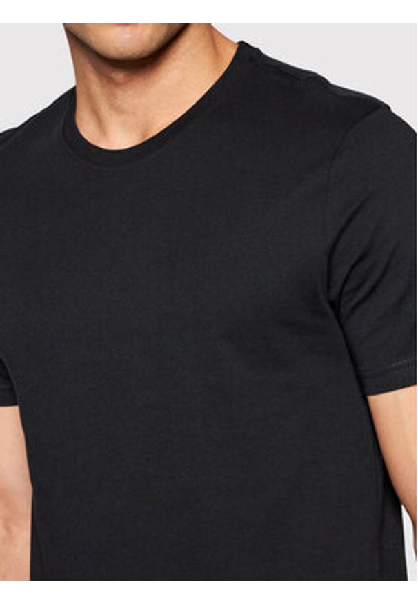United Colors of Benetton - United Colors Of Benetton T-Shirt 3U53J1F15 Czarny Regular Fit. Kolor: czarny. Materiał: bawełna