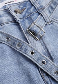 Renee - Niebieskie Jeansy Wide Leg High Waist z Bawełną z Denimowym Paskiem Evanna. Okazja: na co dzień. Stan: podwyższony. Kolor: niebieski. Styl: casual #5