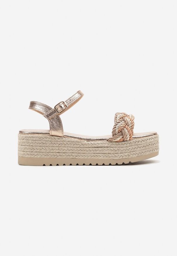 Born2be - Szampańskie Sandały na Grubej Podeszwie z Plecionki Naillha. Okazja: na spacer. Nosek buta: otwarty. Kolor: złoty. Sezon: lato. Styl: elegancki, klasyczny