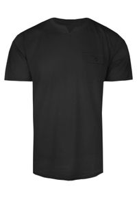 Męski T-Shirt (Koszulka) - Brave Soul - Czarny z Kieszonką. Okazja: na co dzień. Kolor: czarny. Materiał: bawełna. Sezon: wiosna, lato. Styl: casual #1