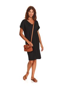 TOP SECRET - Dzianinowa sukienka z wiązaniem. Kolor: czarny. Materiał: dzianina. Typ sukienki: koszulowe #7