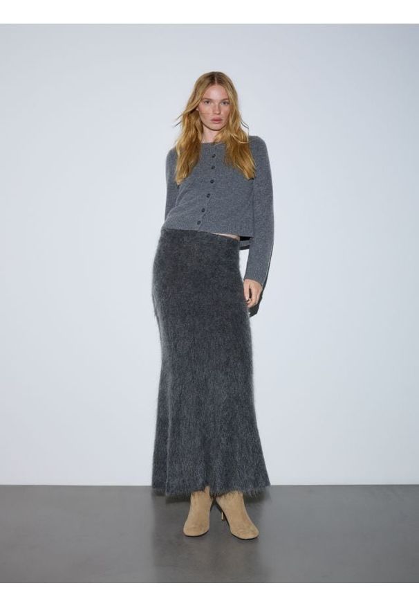 Reserved - Wełniany kardigan - szary. Kolor: szary. Materiał: wełna