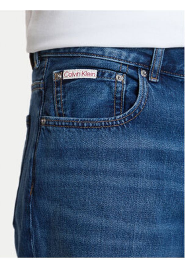 Calvin Klein Jeans Szorty jeansowe LV04RF793G Niebieski Regular Fit. Kolor: niebieski. Materiał: jeans