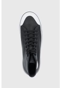 Karl Lagerfeld Trampki skórzane męskie kolor czarny. Nosek buta: okrągły. Zapięcie: sznurówki. Kolor: czarny. Materiał: skóra. Szerokość cholewki: normalna