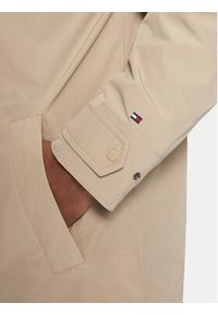 TOMMY HILFIGER - Tommy Hilfiger Płaszcz przejściowy MW0MW37651 Beżowy Regular Fit. Kolor: beżowy. Materiał: syntetyk #7