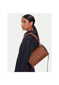 Torebka Coccinelle. Kolor: brązowy #1