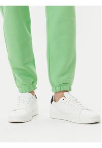 Lacoste Spodnie dresowe XH2750 Zielony Relaxed Fit. Kolor: zielony. Materiał: bawełna