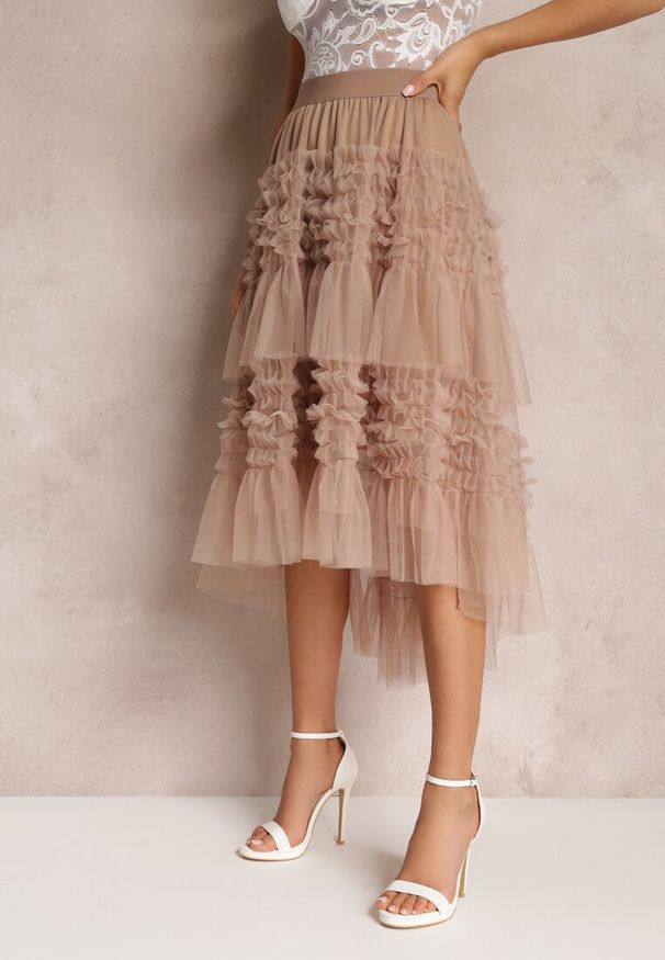 Renee - Ciemnobeżowa Spódnica Rozkloszowana z Falbankami i Siateczką Solowai. Kolor: beżowy. Wzór: aplikacja