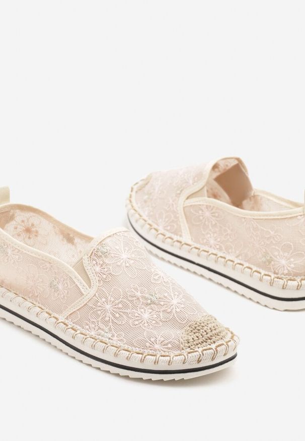 Renee - Różowe Espadryle z Ozdobną Plecionką Eranoria. Kolor: różowy. Obcas: na płaskiej podeszwie. Styl: elegancki