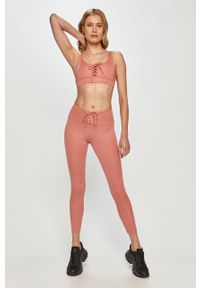 Guess - Legginsy. Stan: podwyższony. Kolor: różowy, wielokolorowy, fioletowy. Materiał: tkanina, poliester, dzianina. Wzór: nadruk #3