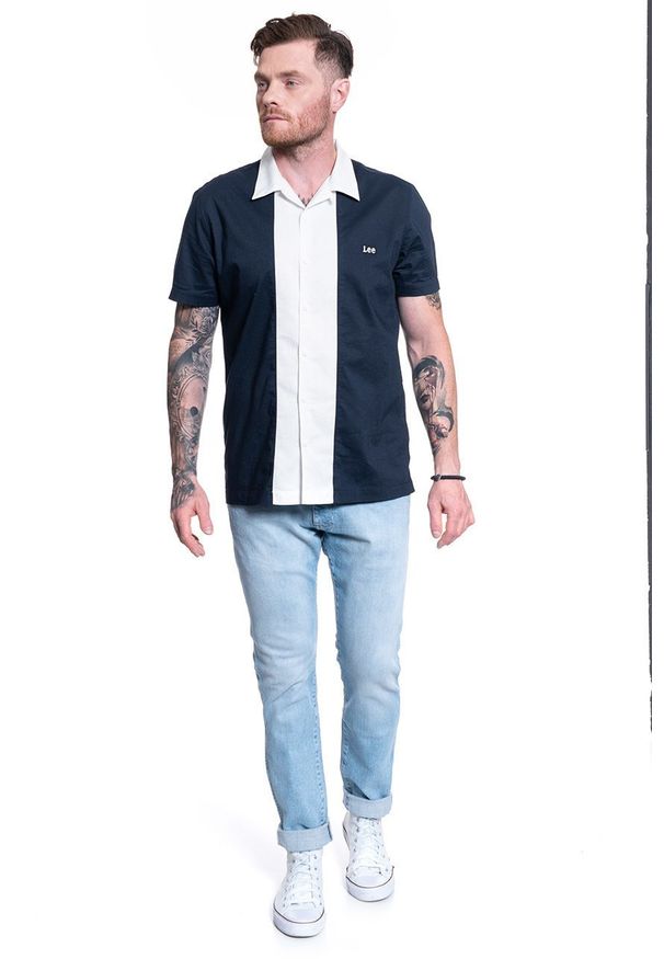 Lee - MĘSKA KOSZULA LEE SS BOWLING SHIRT REGULAR FIT SKY CAPTAIN L68BTGHY 112117040