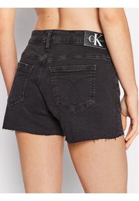 Calvin Klein Jeans Szorty jeansowe J20J218505 Czarny Regular Fit. Kolor: czarny. Materiał: jeans, bawełna