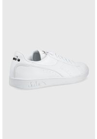 Diadora buty Torneo kolor biały. Nosek buta: okrągły. Zapięcie: sznurówki. Kolor: biały. Materiał: guma