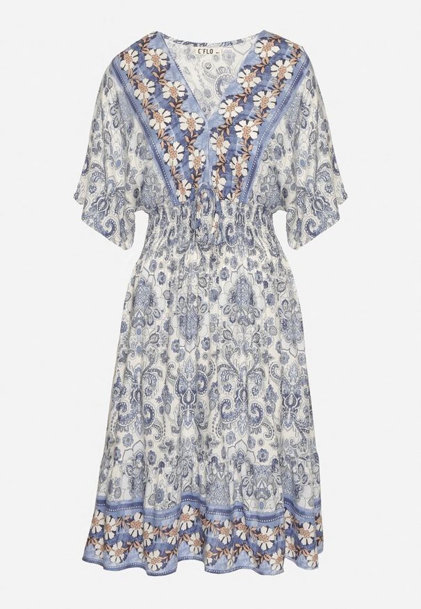 Born2be - Granatowa Sukienka z Wiskozy w Ornamentalny Wzór z Szeroką Gumką w Pasie Tanissla. Okazja: na co dzień, na spotkanie biznesowe, na randkę, do pracy. Typ kołnierza: dekolt w kształcie V. Kolor: niebieski. Materiał: wiskoza. Długość rękawa: krótki rękaw. Sezon: wiosna, lato. Styl: casual, biznesowy, elegancki, klasyczny