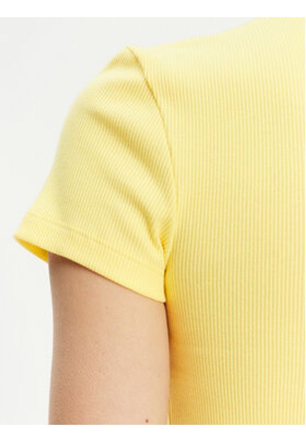 Lacoste T-Shirt TF5538 Żółty Slim Fit. Kolor: żółty. Materiał: bawełna