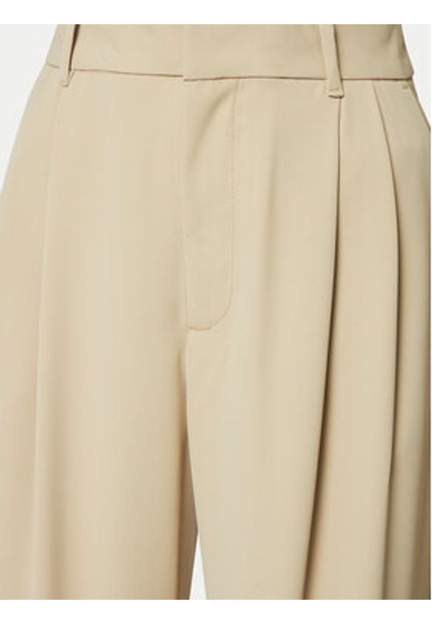GAP - Gap Spodnie materiałowe 855968-02 Zielony Straight Fit. Kolor: zielony. Materiał: syntetyk