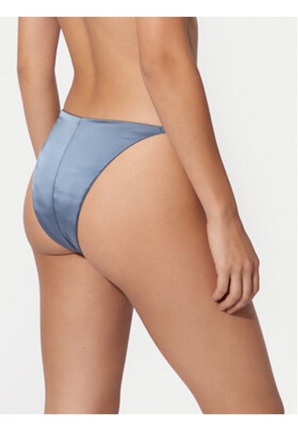 Calvin Klein Underwear Figi klasyczne LV00QF8657 Niebieski jasny. Kolor: niebieski. Materiał: syntetyk