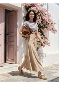 Sinsay - Jednolita spódnica midi - beżowy. Kolor: beżowy. Wzór: jednolity