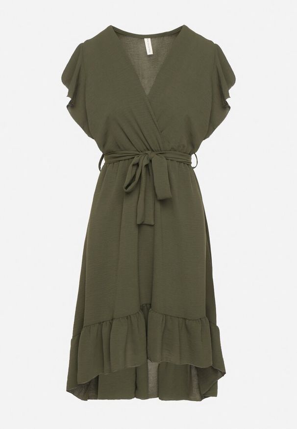 Born2be - Ciemnozielona Rozkloszowana Sukienka Ozdobiona Falbanką i Paskiem Natiellea. Okazja: na co dzień. Typ kołnierza: kołnierz z falbankami. Kolor: zielony. Wzór: aplikacja. Styl: casual