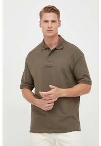 Armani Exchange polo bawełniane kolor zielony z nadrukiem. Typ kołnierza: polo. Kolor: zielony. Materiał: bawełna. Długość: krótkie. Wzór: nadruk #1