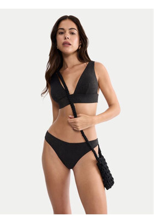Triumph Dół od bikini Summer Sunset 10227196 Czarny. Kolor: czarny. Materiał: syntetyk